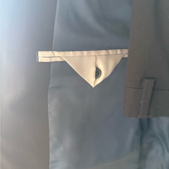 Van Heusen Men's Dark Blue Suit - Picture 13 of 16